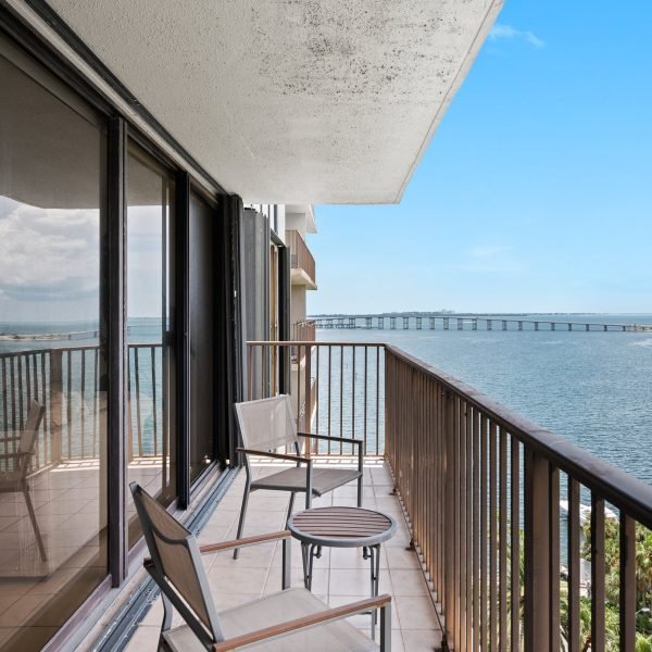 6-web-or-mls-1450-brickell-bay-dr-1407